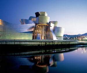 پاورپوینت معرفی موزه گوگنهایم بیلبائو Guggenheim Museum Bilbao